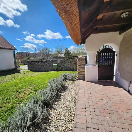 A Nyugalom Haza Villa