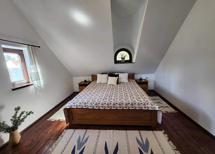 A Nyugalom Haza * סנטבקאלה